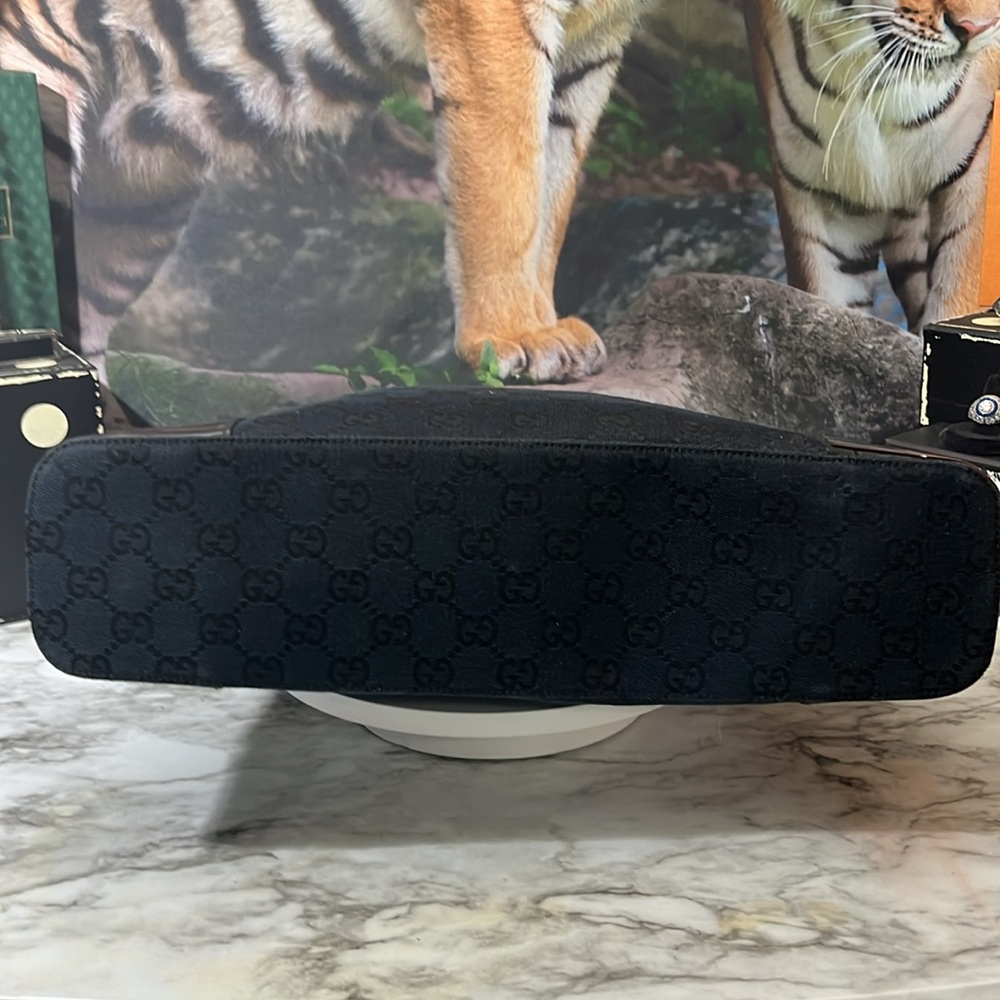 Gucci Black Monogram Tote Bag - Picture 10 of 16